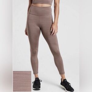 Athleta Women's Size Small Ultimate Stash Pocket 7/8 Tight 599739-01